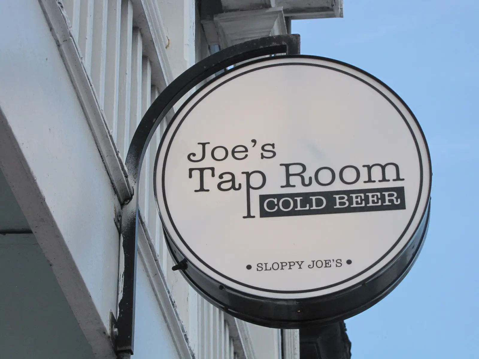 Joe's Tap Room